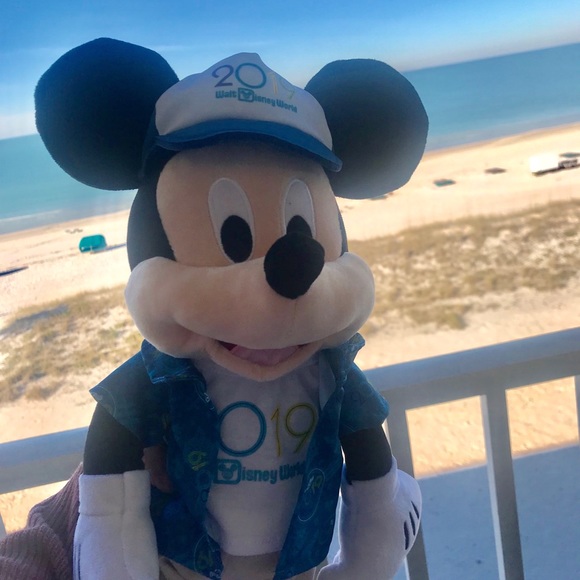 Meet your Posher, Haley - Picture 2 of 3